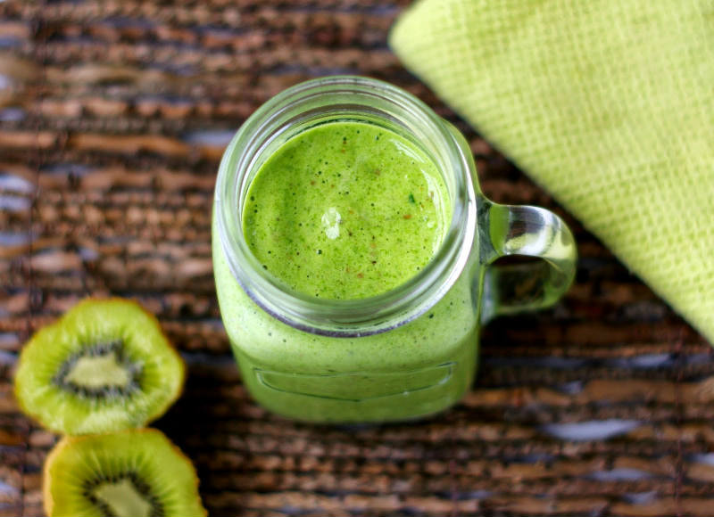 Irresistible Green Kiwi Smoothie for Body Detox | Best Herbal Health