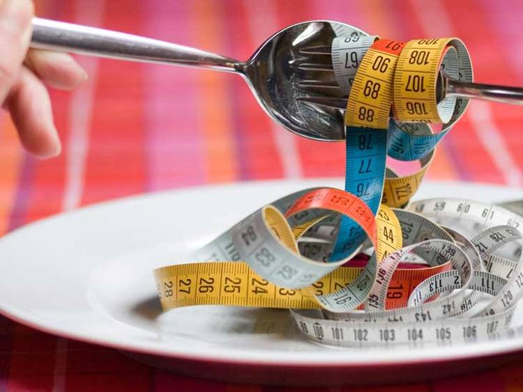 What is Dry Fasting? How Does it Work and What are the Risks?